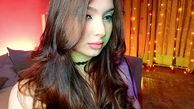 Lucy_louras Adlı Modelin Canlı XXX Sohbeti