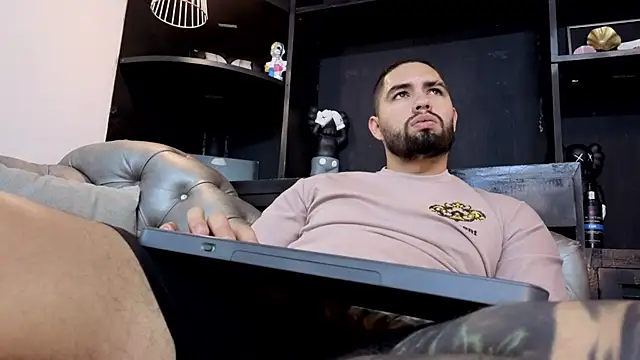 Webkamerová show matteosantos