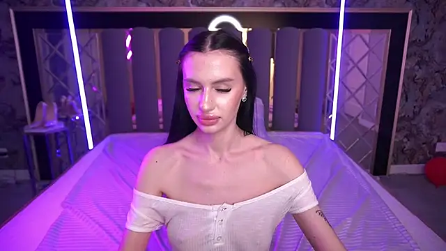 Snow_WhiteeeX élő XXX-chatje