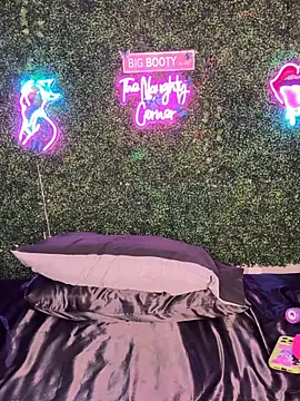 RenaThickAss: απευθείας συνομιλία ΧΧΧ