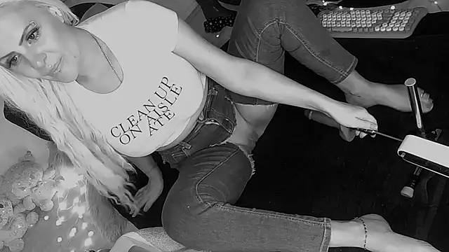 Chat XXX en directo de Dirty_Secrettt