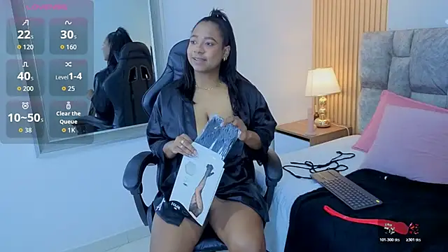 amara_queen_'s Live XXX Chat