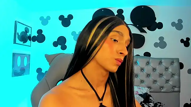 AdharaSkinny_: вебкам-шоу