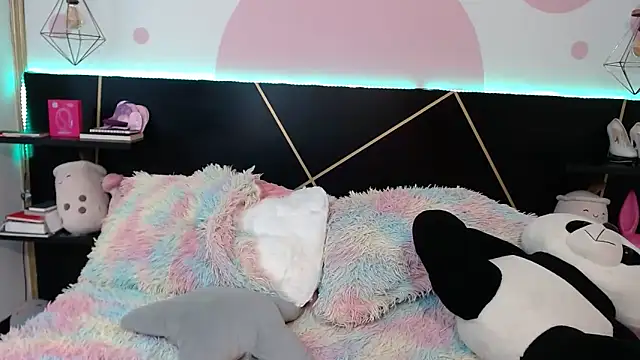 Chat +18 de DanniAbbey ao vivo