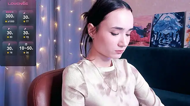 Lillllos: онлайн-секс-чат