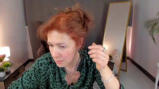 LeticiaRomano: онлайн-секс-чат