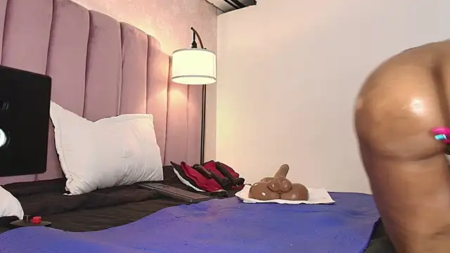 Czat XXX na żywo – HallyBans