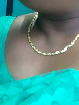 XXX chat uživo modela yamini1431