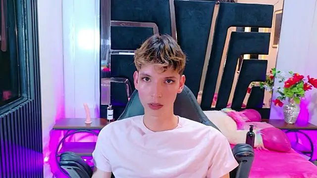 Stefany_PiInk Webcamshow