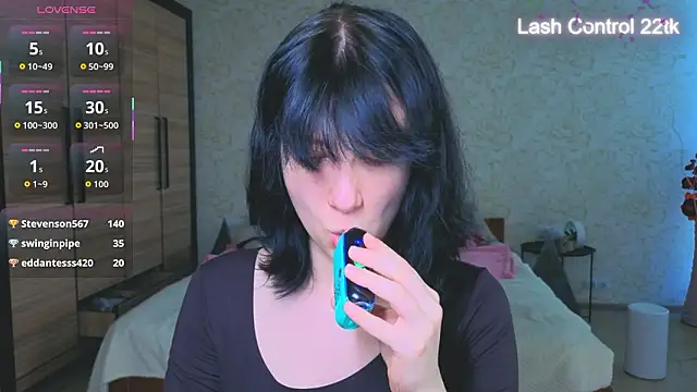 JulisSweet élő XXX-chatje