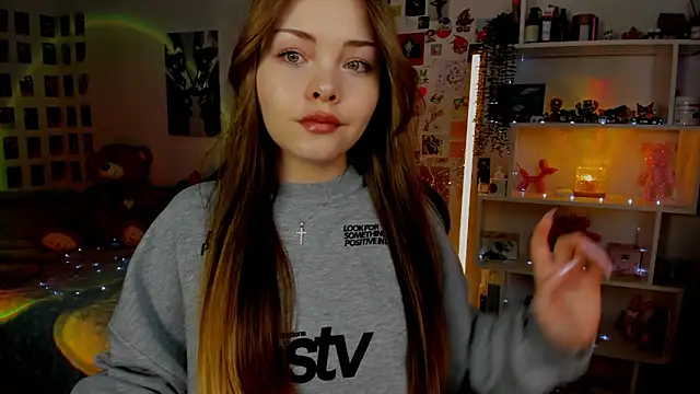 AkiraKatsu élő XXX-chatje