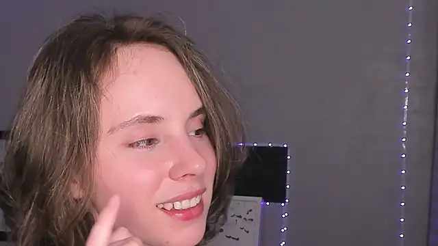 CrystaLeah Chat XXX in diretta