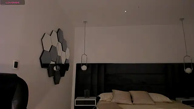 ViolettHansson live XXX chat