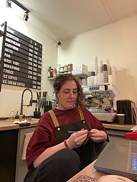 cinnabon_ Show in webcam