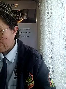 Valentina--1 live XXX chat