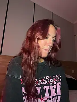 Pokazy przed kamerką – savana_xo