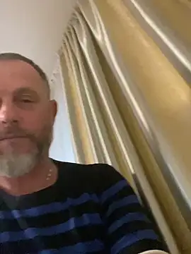 Show modela Frosl na web-kameri