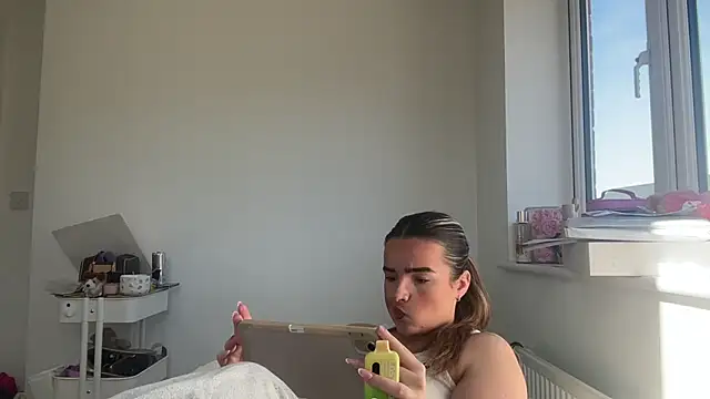 Chat +18 de maisiesmithx ao vivo