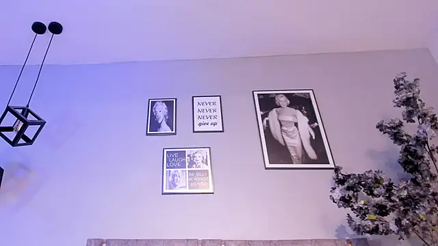 Chatroom XXX en direct de Cloedurant