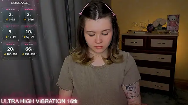 Chat +18 de cutie_mili ao vivo