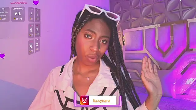 Czat XXX na żywo – Queen_perla_