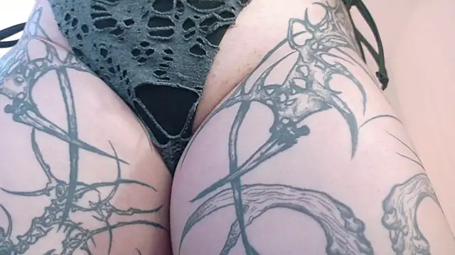 Онлайн чат XXX Yuriko_May