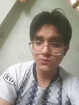 Pokazy przed kamerką – HardDick2