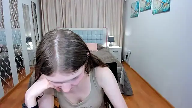 NikaRain's Live XXX Chat