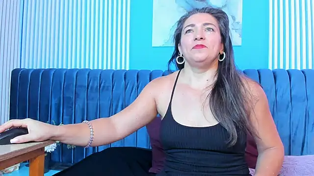 Chat +18 de dahianeconnor ao vivo