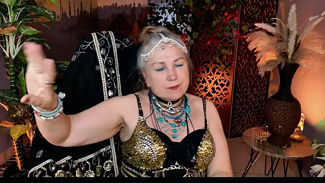 Chat +18 de LilaMaharani ao vivo