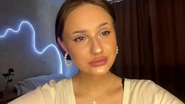 Онлайн чат XXX ChongSimmon