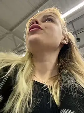 HarrietDart Chat XXX live