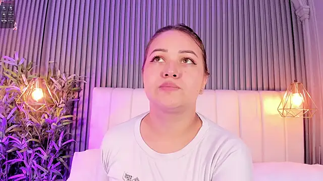 AnaisClark Chat XXX in diretta