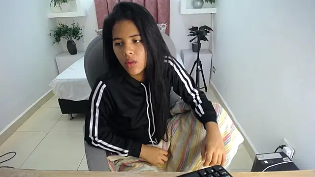 Živý XXX chat Lunilove__