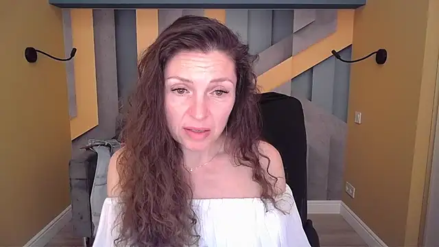 EllaLong Chat XXX live