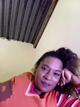 MiZzCreator's Live XXX Chat