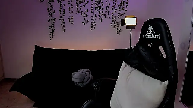 Chat XXX en directo de sara_doll77