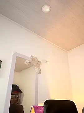 Živý XXX chat Alaska_colors7