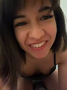 BitchyBratxxx 现场XXX聊天