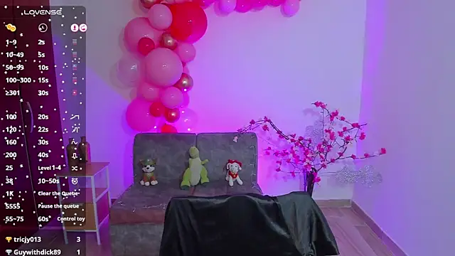 CamilaHarperr_ élő XXX-chatje