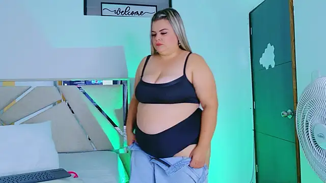 Živý XXX chat KiimBrooks