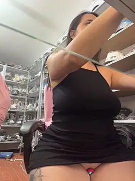 GiaDuque: απευθείας συνομιλία ΧΧΧ