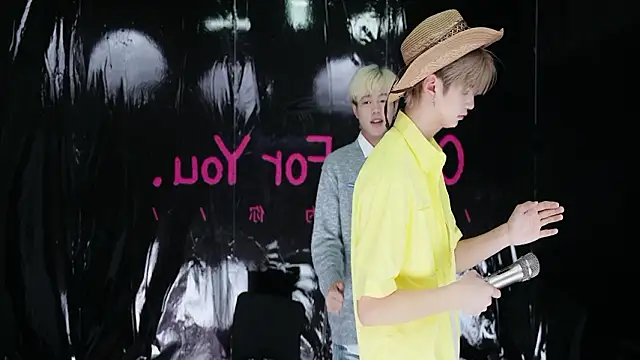 Chatroom XXX en direct de sweetboys666