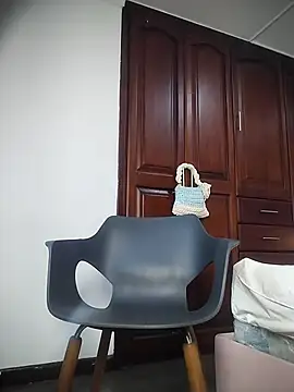 Živý XXX chat ShayMilleer