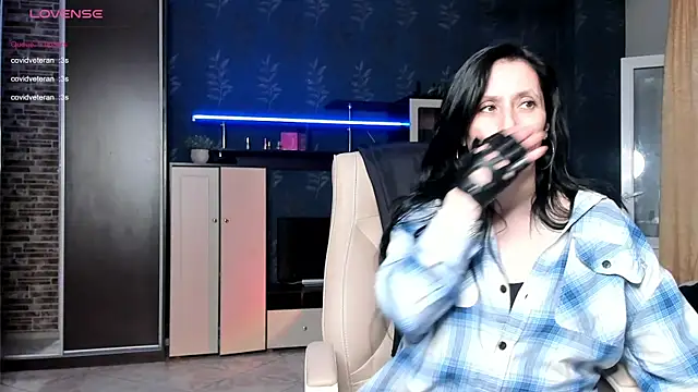 Živý XXX chat Lucky_Milf