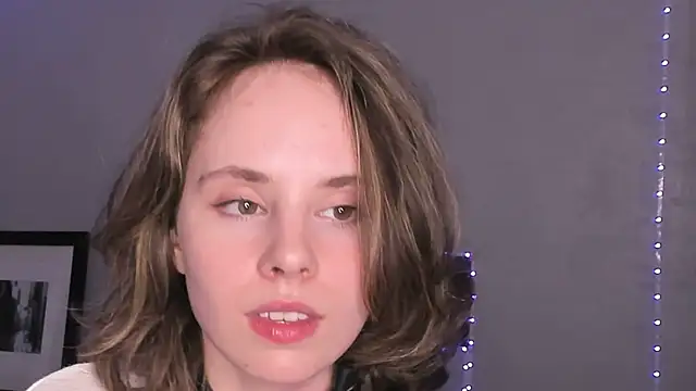 CrystaLeah élő XXX-chatje