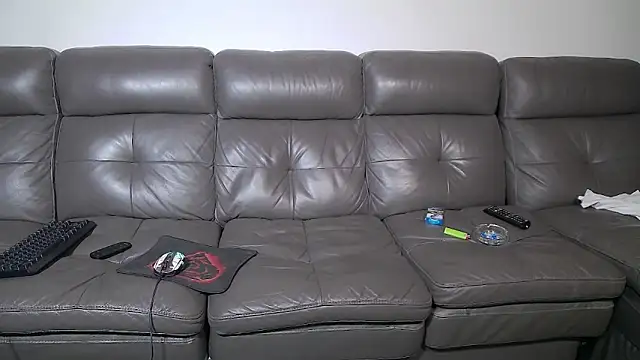 Pokazy przed kamerką – CrazyDom1