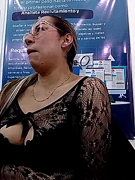 Katalina_S3xy: απευθείας συνομιλία ΧΧΧ