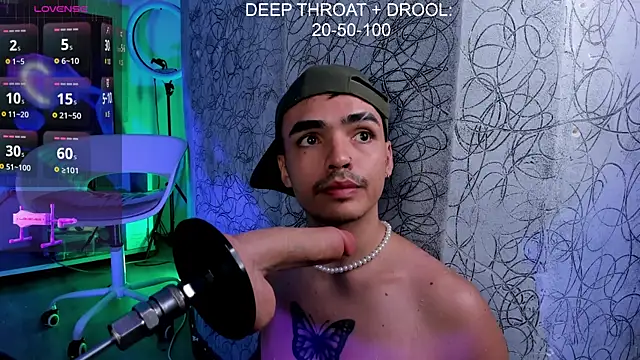 Pokazy przed kamerką – NicoKinggs_