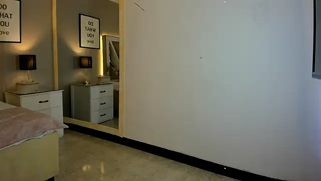 cellestehot Chat XXX in diretta